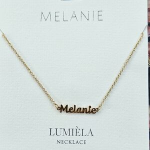 🌸 MELANIE Script Name Chain Goldtone Necklace 🌸